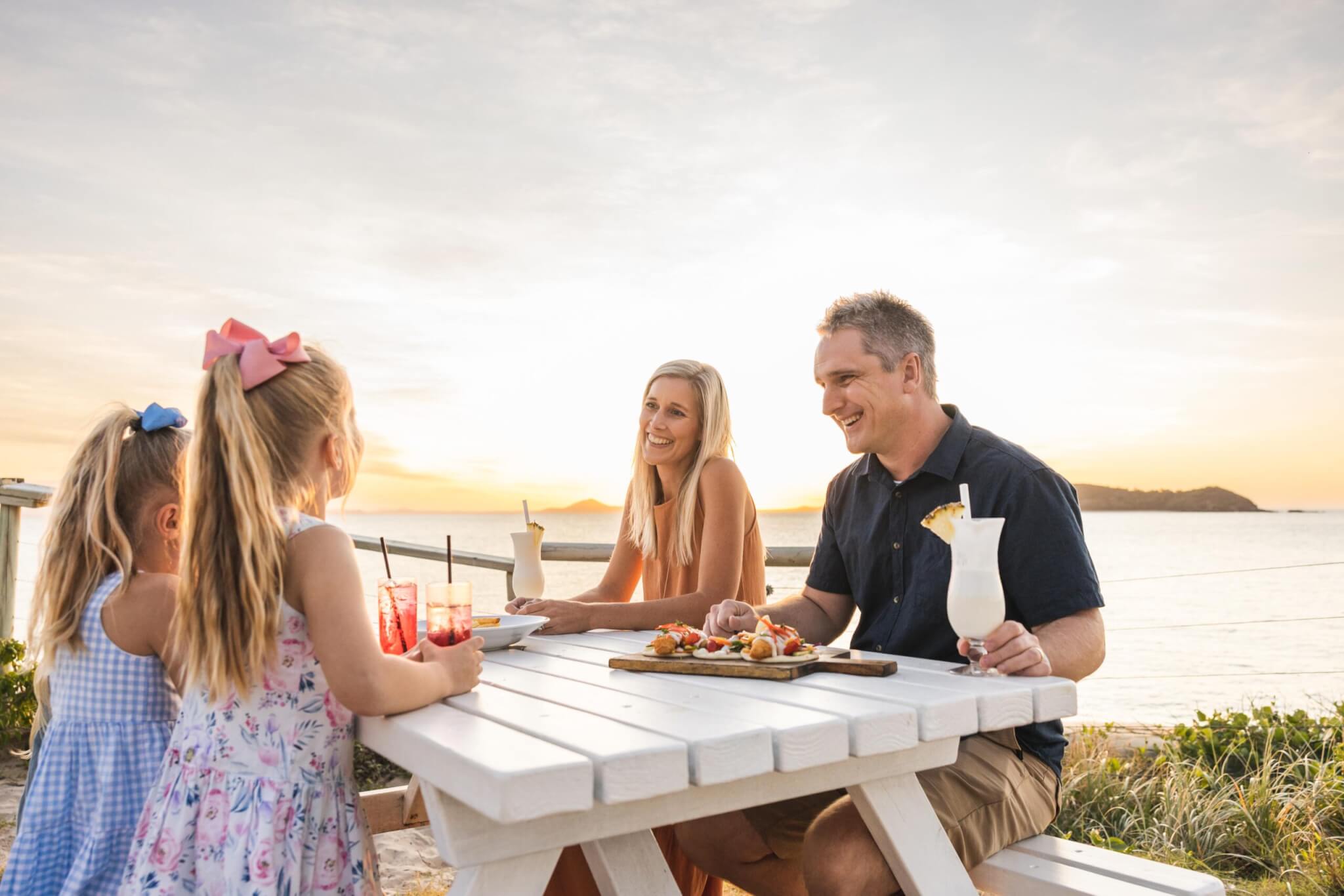 Dining overlooking the sea at Great Keppel Island Hideaway
