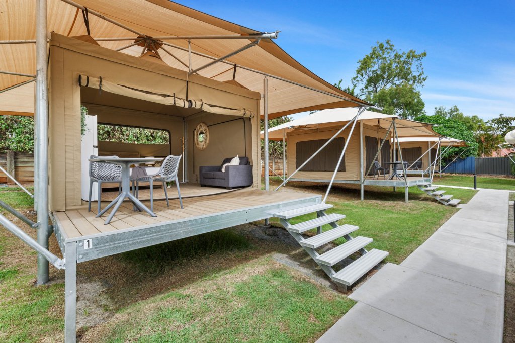 Poinciana Tourist Park Safari Tent