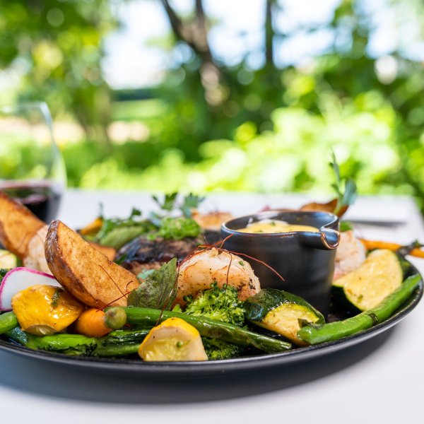 Where to eat, drink and dine across the Capricorn Coast region